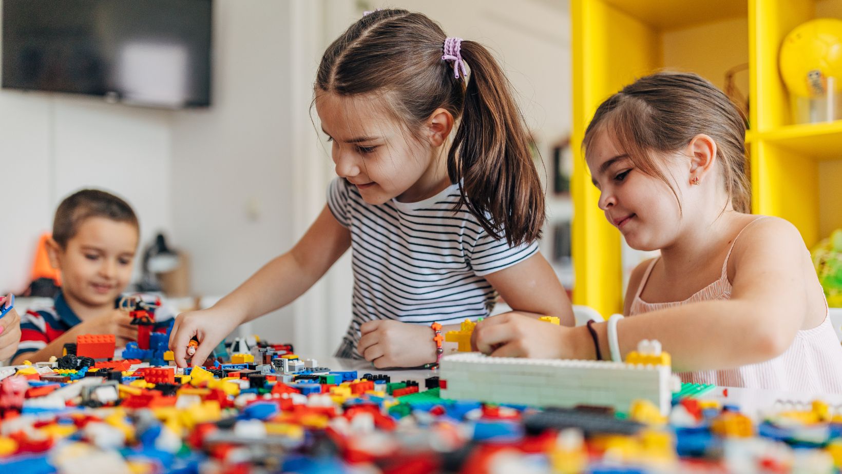 Rodzice to nie terapeuta. Bliskość w relacji rodziców z dziećmi czyni tę relację wyjątkową.