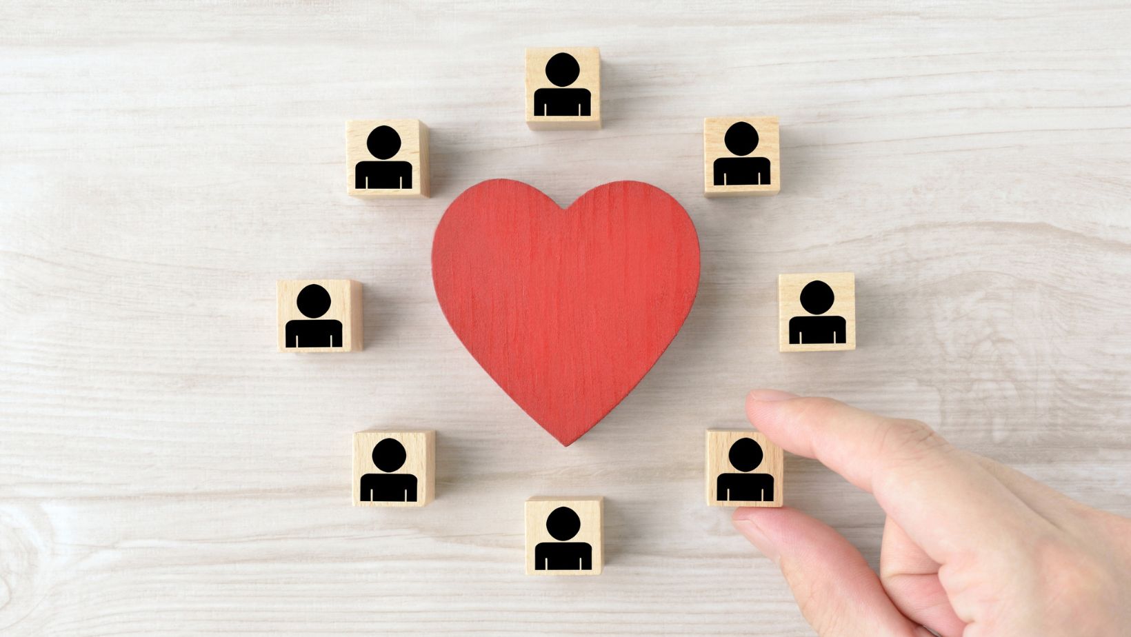 Zdjęcia do wpisów – kopia Rodzice to nie terapeuta. Bliskość w relacji rodziców z dziećmi czyni tę relację wyjątkową.